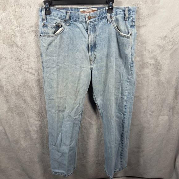 Authentics Signature Levi Strauss Mens 36x30 Light Wash Regular Fit Jeans Size - Picture 2 of 6